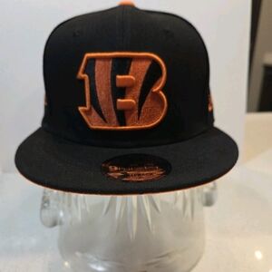 Cincinnati Bengals Black and Orange Snapback Cap